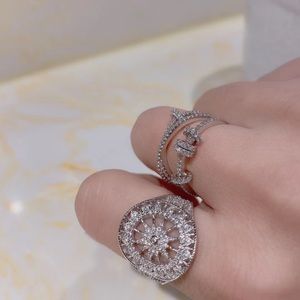 Meet your Posher, Han